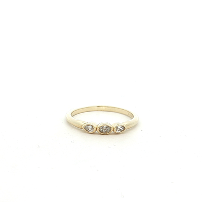 9ct Yellow Gold Three-Stone Laboratory Grown Diamond Ring