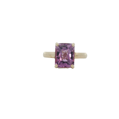 9ct Yellow Gold Solitaire Ring with Emerald Cut Amethyst Gemstone