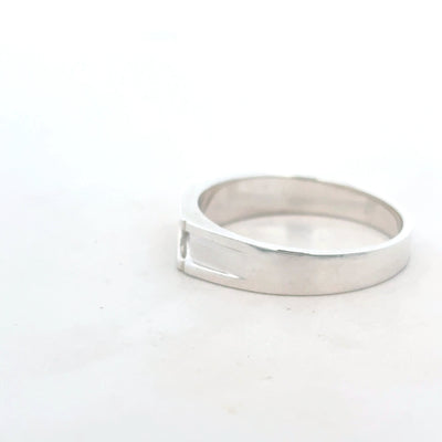 Elegant Sterling Silver Ring With A Cubic Zirconia Accent