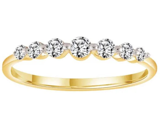 9ct Yellow Gold Graduated Lab Grown Diamond Ring